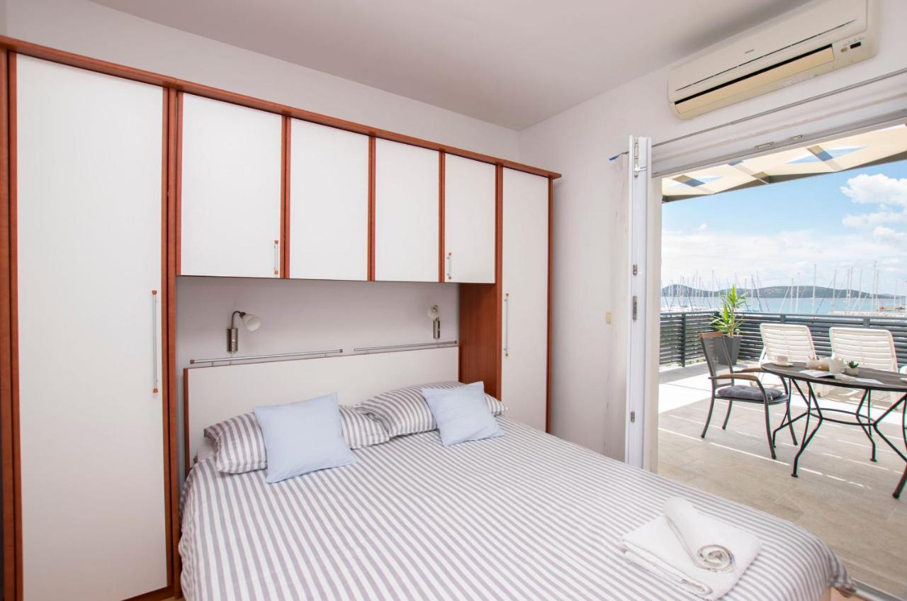 Apartments And Rooms Mare Vodice Exterior foto