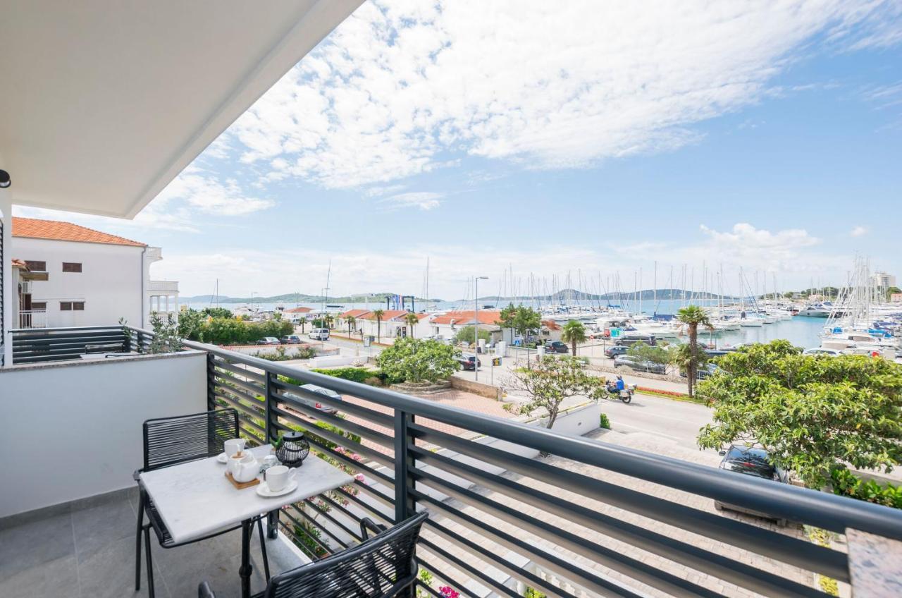 Apartments And Rooms Mare Vodice Exterior foto
