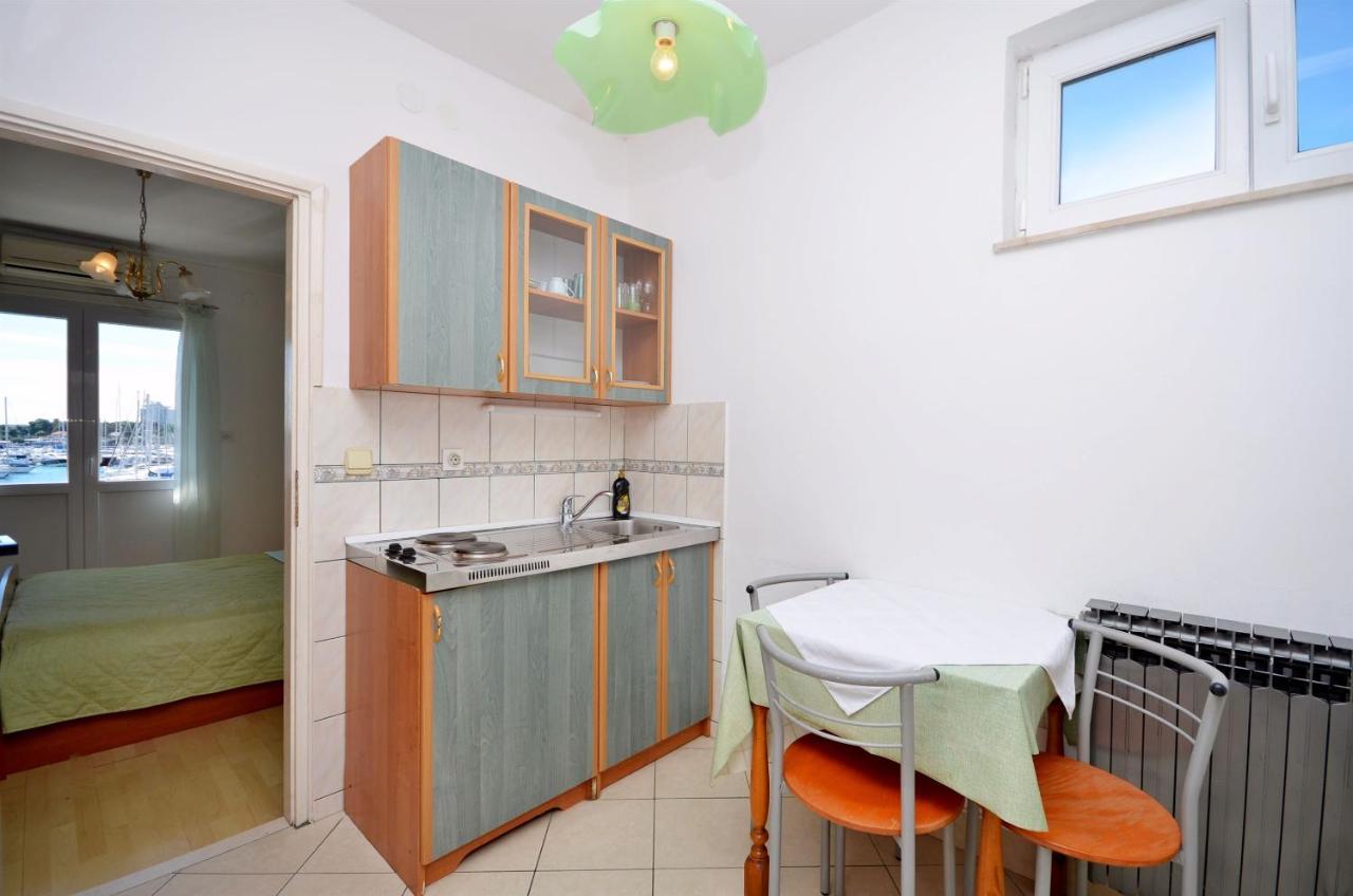 Apartments And Rooms Mare Vodice Exterior foto