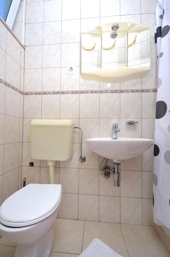 Apartments And Rooms Mare Vodice Exterior foto